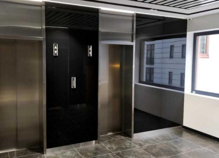 Галерея Актер: Вид главного лифтового холла